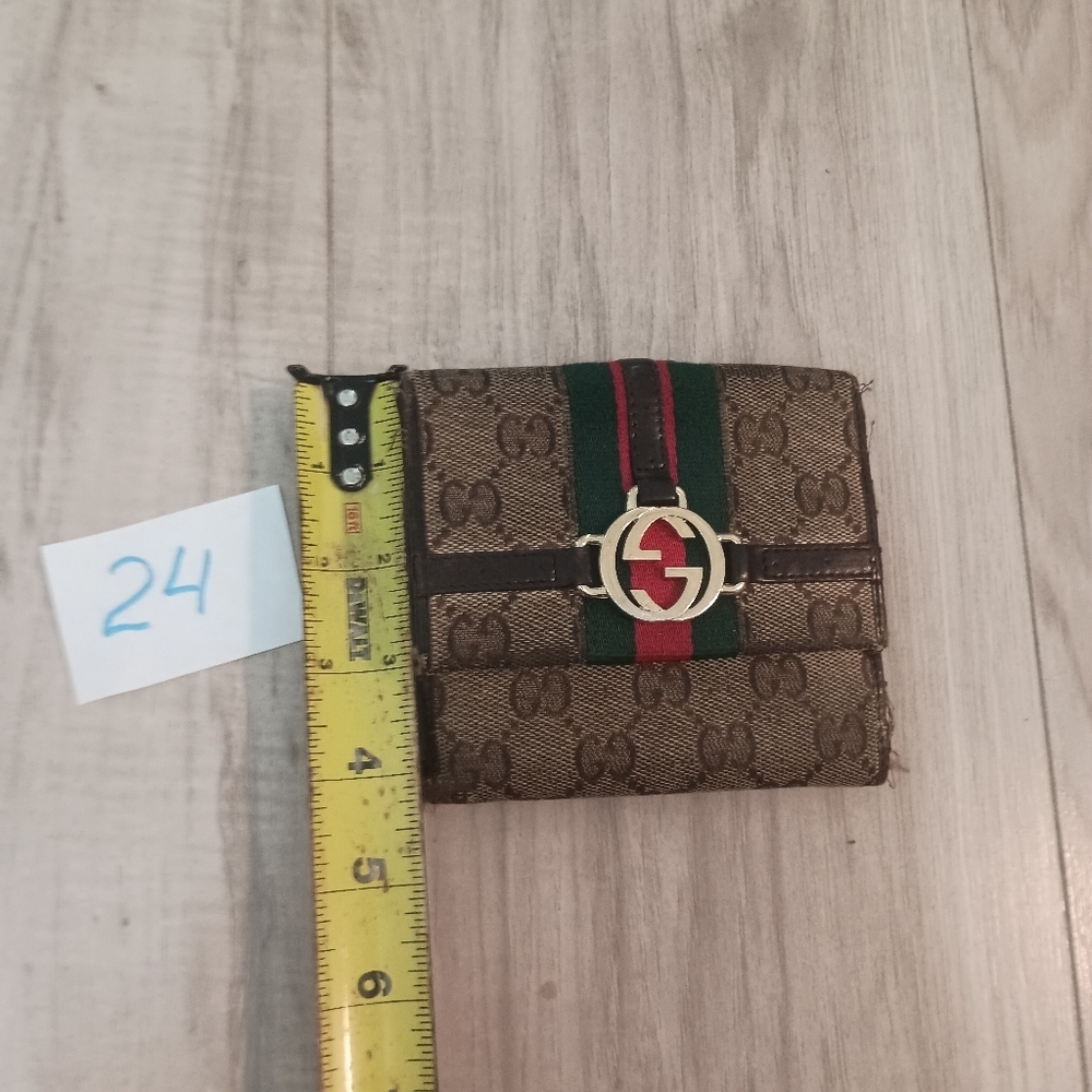 AUTHENTIC GUCCI INTERLOCKING G MONOGRAM LOGO SHER… - image 15